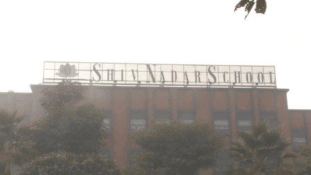 नोएडा के शिव नादर स्कूल को बम से उड़ाने की धमकी, एहतियातन स्कूल बंद, सुरक्षा एजेंसियां अलर्ट