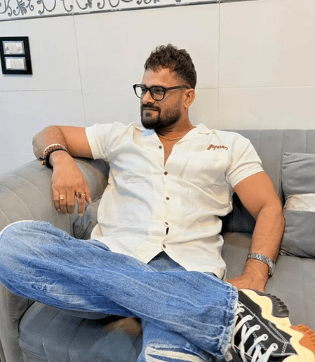 'गईल जबसे मिल के' गाने पर डांस करते नजर आए खेसारी लाल यादव, शेयर किया वीडियो