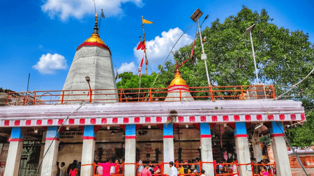 मिर्जापुर में गंगा तट पर बसा दिव्य धाम, जहां विराजती हैं मां विंध्यवासिनी