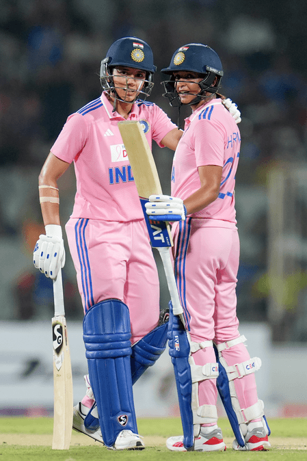 ऑस्ट्रेलिया के खिलाफ वनडे सीरीज गंवाने के बाद भारतीय टीम पर जुर्माना