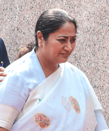 बिहार चुनाव : रेखा गुप्ता, पुष्कर सिंह धामी समेत कई राजनेताओं ने मतदाताओं से वोट करने की अपील की