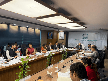 ग्रेटर नोएडा बोर्ड बैठक: मेट्रो लाइन और लॉजिस्टिक हब को रेलवे लाइन से जोड़ने का रास्ता साफ