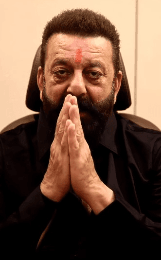 संजय दत्त ने आरएसएस के 100 साल पूरे होने पर दी बधाई, राष्ट्र निर्माण में योगदान को सराहा