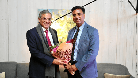 स्वीडन पहुंचे सीईसी ज्ञानेश कुमार, 3 दिसंबर को इंटरनेशनल आईडीईए के अध्यक्ष पद की संभालेंगे कमान