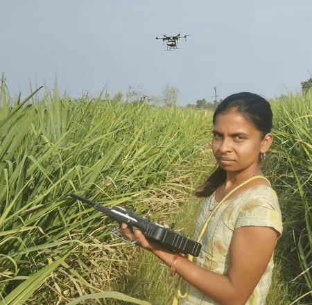 गुजरात में 'लखपति दीदी' की संख्या 5 लाख के पार, 10 लाख महिलाओं को 'आत्मनिर्भर' बनाना लक्ष्य