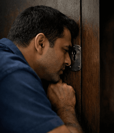 बेंगलुरु: क्रिकेट टूर्नामेंट के दौरान अभिनेत्री का वॉशरूम में बनाया गया वीडियो, ब्लैकमेल करने का आरोप