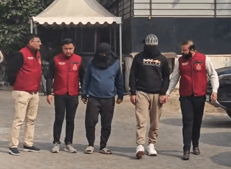 दिल्ली पुलिस ने ऑटो लिफ्टिंग गैंग के 3 सदस्य गिरफ्तार, चोरी की 16 गाड़ियां बरामद