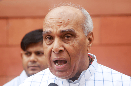 विपक्ष हार के डर से पहले ईवीएम और अब एसआईआर पर उठा रहा सवाल : जगदंबिका पाल