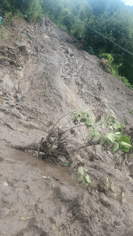 जम्मू के रामबन में बादल फटने से मची तबाही, अब तक 3 लोगों की मौत हुई, दो लापता