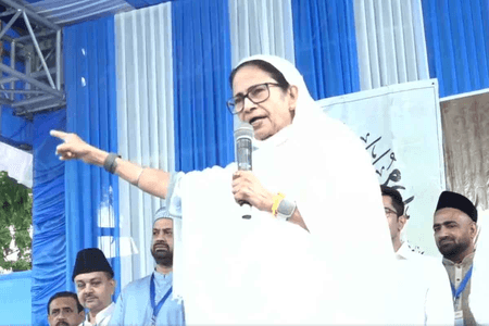 हम भाजपा को आपके मतदान के अधिकार छीनने नहीं देंगे: ममता बनर्जी