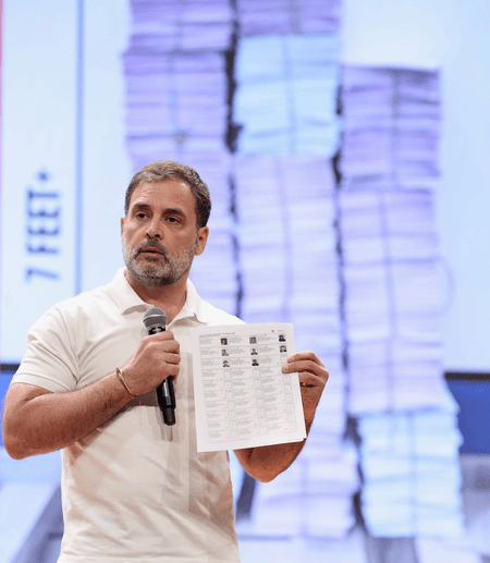 राहुल गांधी को मिला इंडिया ब्लॉक का साथ, तो भाजपा ने इतिहास याद दिला मांगा जवाब