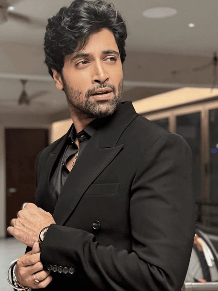 जिसे हम दखल देने वाला विचार मानते हैं, वह असल में सच्चा विचार है : अदिवि शेष