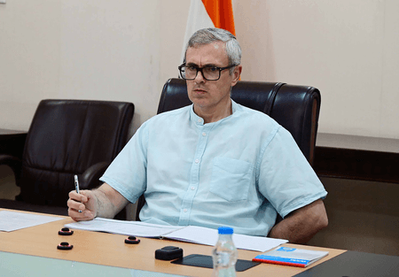 जम्मू-कश्मीरः सीएम उमर अब्दुल्ला ने पहलगाम में की कैबिनेट की बैठक, पर्यटन बढ़ाने पर चर्चा