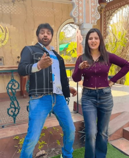 उत्तर कुमार के नए गाने 'आजा मेरी गाड़ी में' की झलक ने बढ़ाया उत्साह, फैंस बोले- 'सुपरहिट है सॉन्ग'