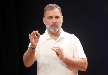 राहुल गांधी ने जेन-जी को बताया लोकतंत्र का संरक्षक, निशिकांत दुबे ने साधा निशाना