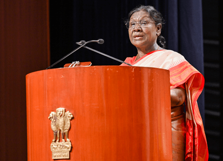 राष्ट्रपति मुर्मु और उपराष्ट्रपति ने चैत्र शुक्लादि, उगादी और गुड़ी पड़वा पर्वों पर देशवासियों को दी शुभकामनाएं