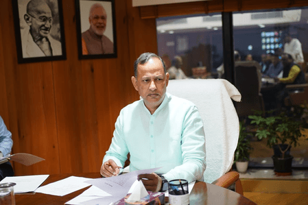 दिल्ली सरकार अंत्योदय का संकल्प साकार कर रही : मंत्री रविंद्र इंद्राज