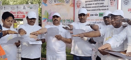 संभल : नगर पालिका ने 156 घंटे का महासफाई अभियान शुरू किया