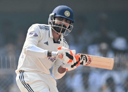 जन्मतिथि विशेष: रविंद्र जडेजा के सामने नहीं कोई भारतीय बल्लेबाज, प्रथम श्रेणी क्रिकेट में बनाया है ऐसा रिकॉर्ड
