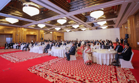 कतर में भारतीय समुदाय से मिला प्रतिनिधिमंडल, सफल 'ऑपरेशन सिंदूर' अभियान के लिए सशस्त्र बलों को किया सलाम
