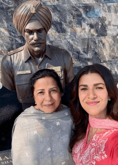 निम्रत कौर ने पिता शहीद मेजर भूपेंद्र सिंह को भावुक श्रद्धांजलि दी