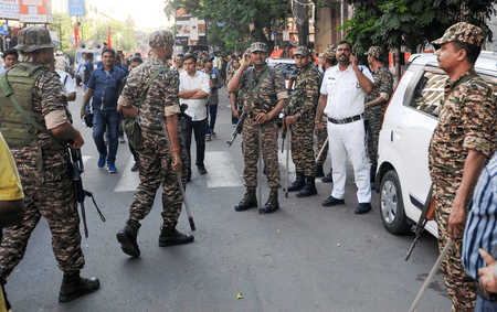 बंगाल चुनाव: पहले चरण के मतदान से पहले चुनाव आयोग ने पुलिस को सख्त निर्देश जारी किए