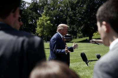 अमेरिका भारत के साथ व्यापार समझौते पर हस्ताक्षर करने के 'काफी करीब' : ट्रंप