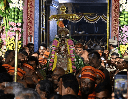 तमिलनाडु: श्रीरंगम मंदिर में श्रद्धा के साथ मनाया गया वैकुंठ एकादशी उत्सव