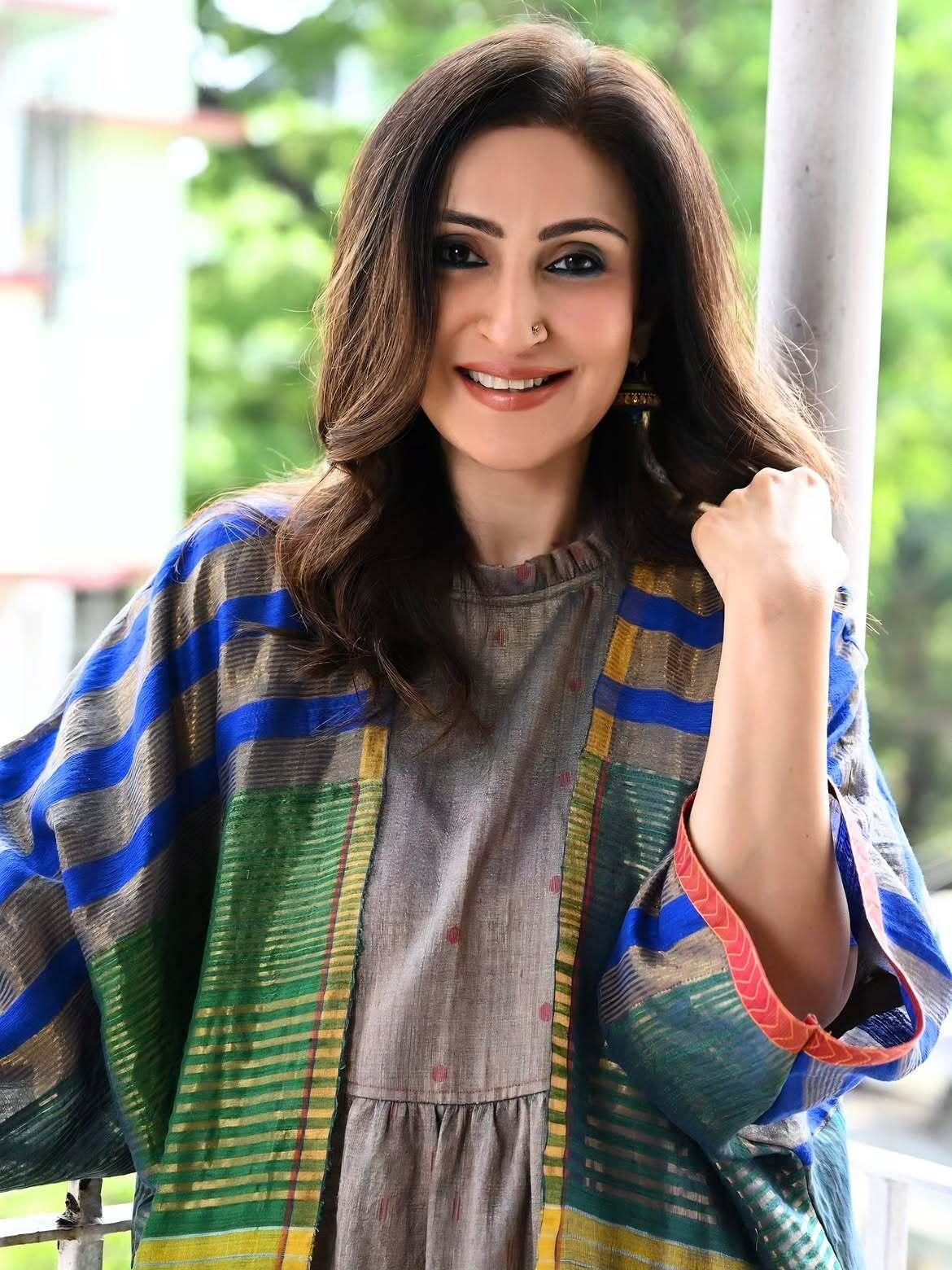 जूही बब्बर: फैशन डिजाइनिंग से शुरू हुआ सफर, थिएटर में मिली असली पहचान