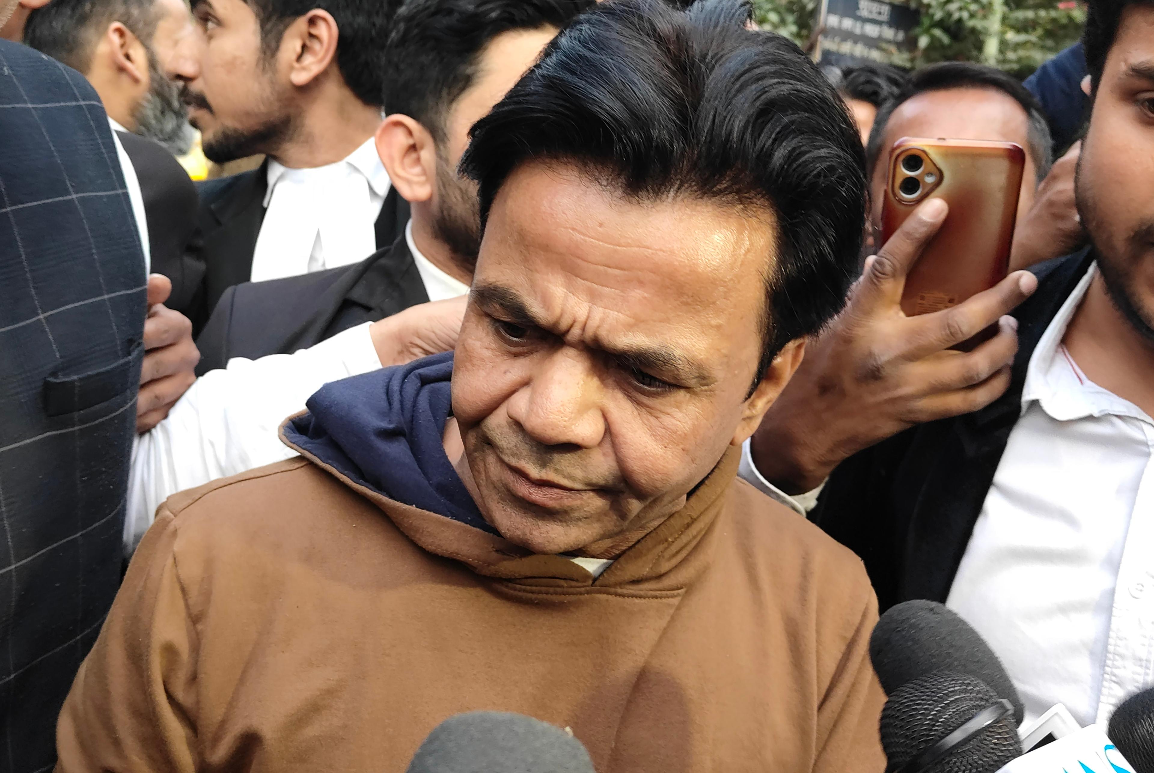शाहजहांपुर: अभिनेता राजपाल यादव के खिलाफ कोठी पर कब्जे की शिकायत, सिटी मजिस्ट्रेट से जांच की मांग