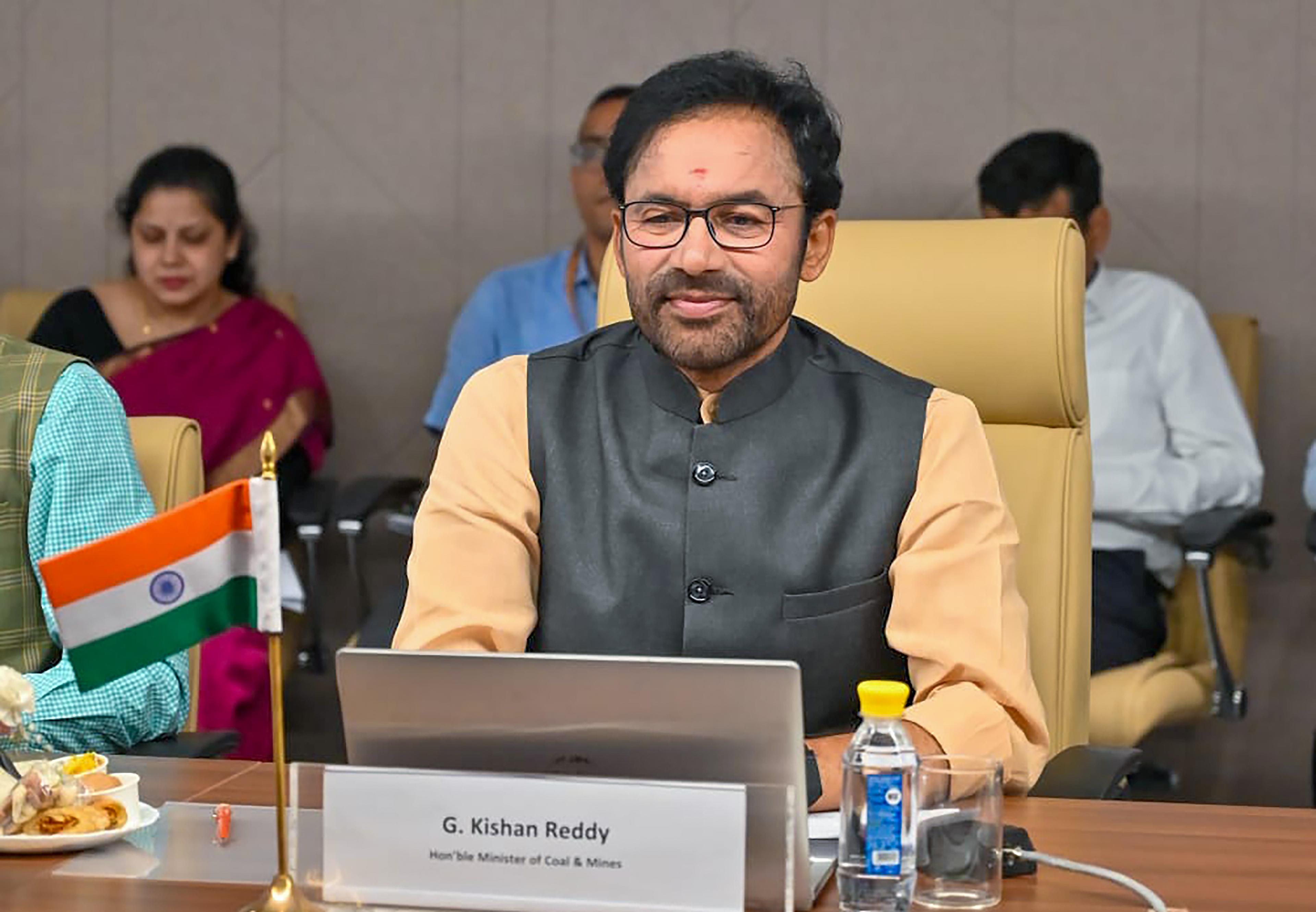 लोकसभा में खान और खनिज (विकास और विनियमन) संशोधन विधेयक पेश