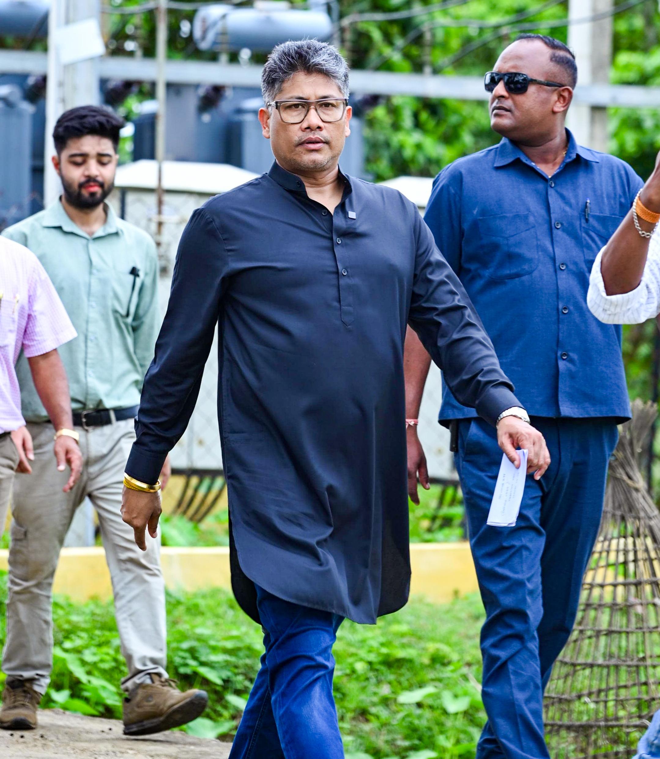 अपराधियों के खिलाफ असम सरकार सख्त, कार्रवाई आलोचना न करे विपक्ष : पीयूष हजारिका