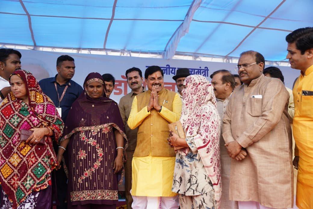 मुख्यमंत्री ने डबल लेयर फ्लाईओवर का किया लोकार्पण, बोले- इंदौर और विकास एक-दूसरे के पर्याय