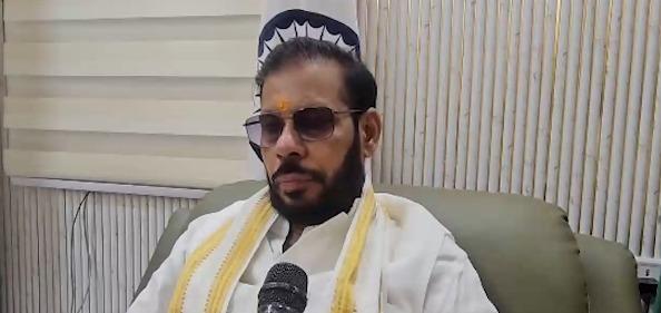 मर्यादा में होना चाहिए राजनीतिक विरोध