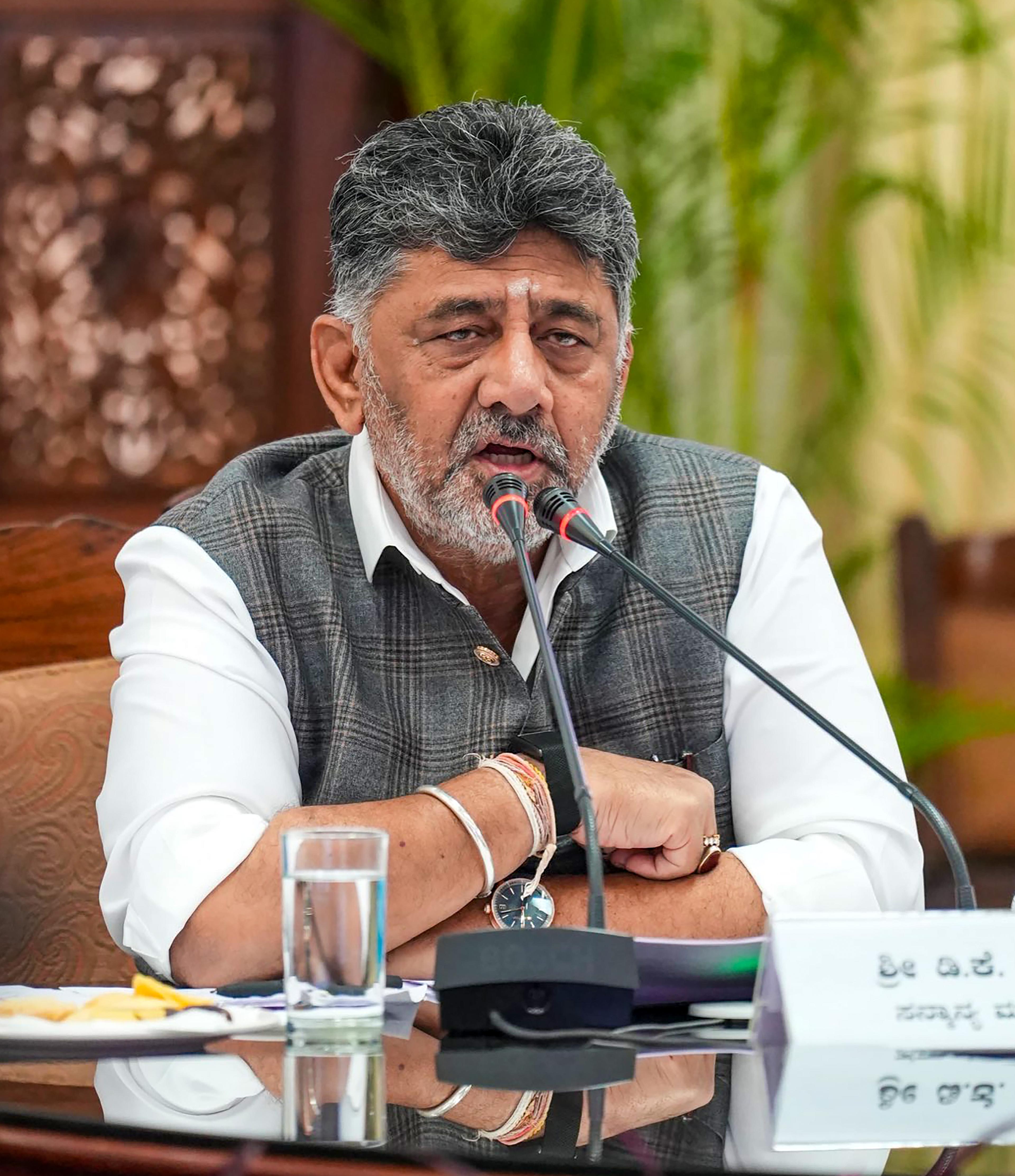 कर्नाटक सरकार ने शिक्षा पर ज्यादा ध्यान देने का किया आह्वान