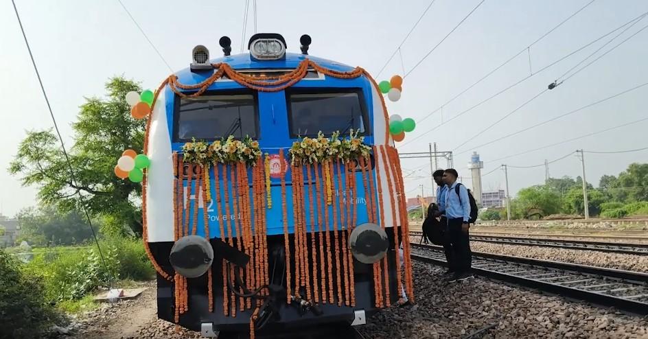 भारत के पहले हाइड्रोजन पैसेंजर ट्रेन को नेताओं ने बताया 'ग्रीन भविष्य' की शुरुआत