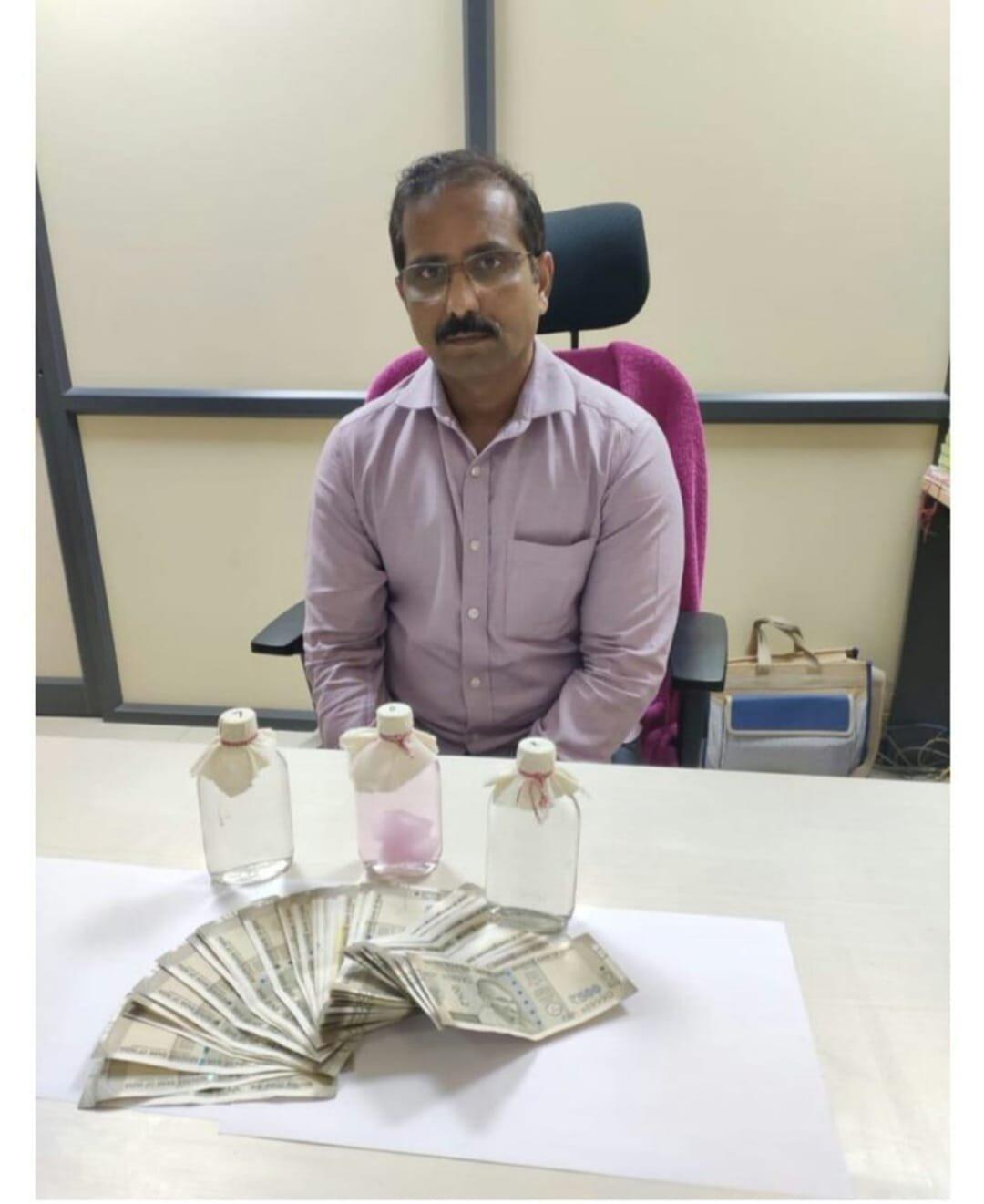 तेलंगाना के अधिकारी को आय से अधिक संपत्ति के मामले में हिरासत में भेजा गया