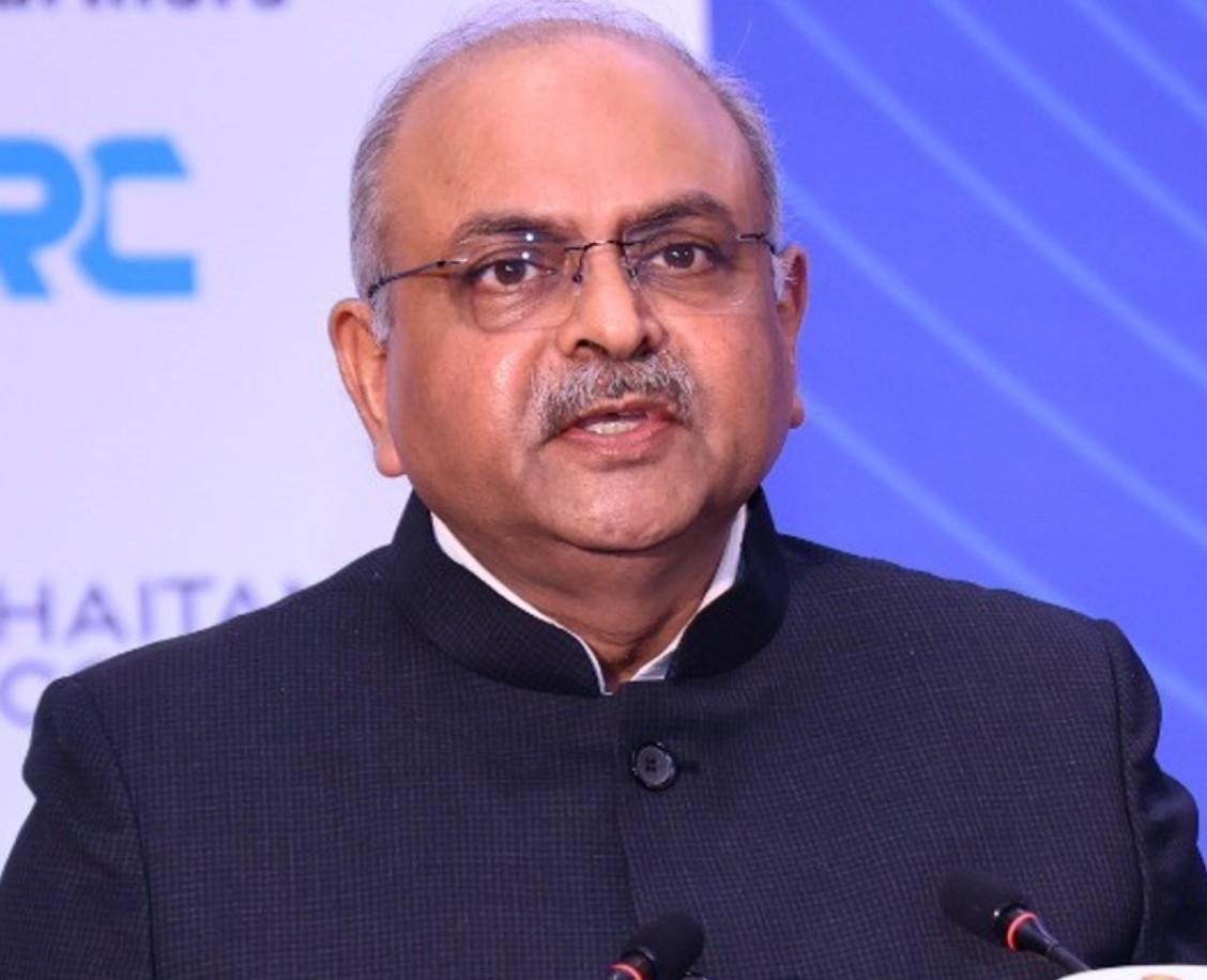 केंद्र ने अगले छह महीनों के लिए रवि अग्रवाल को दोबारा सीबीडीटी का चेयरमैन नियुक्त किया