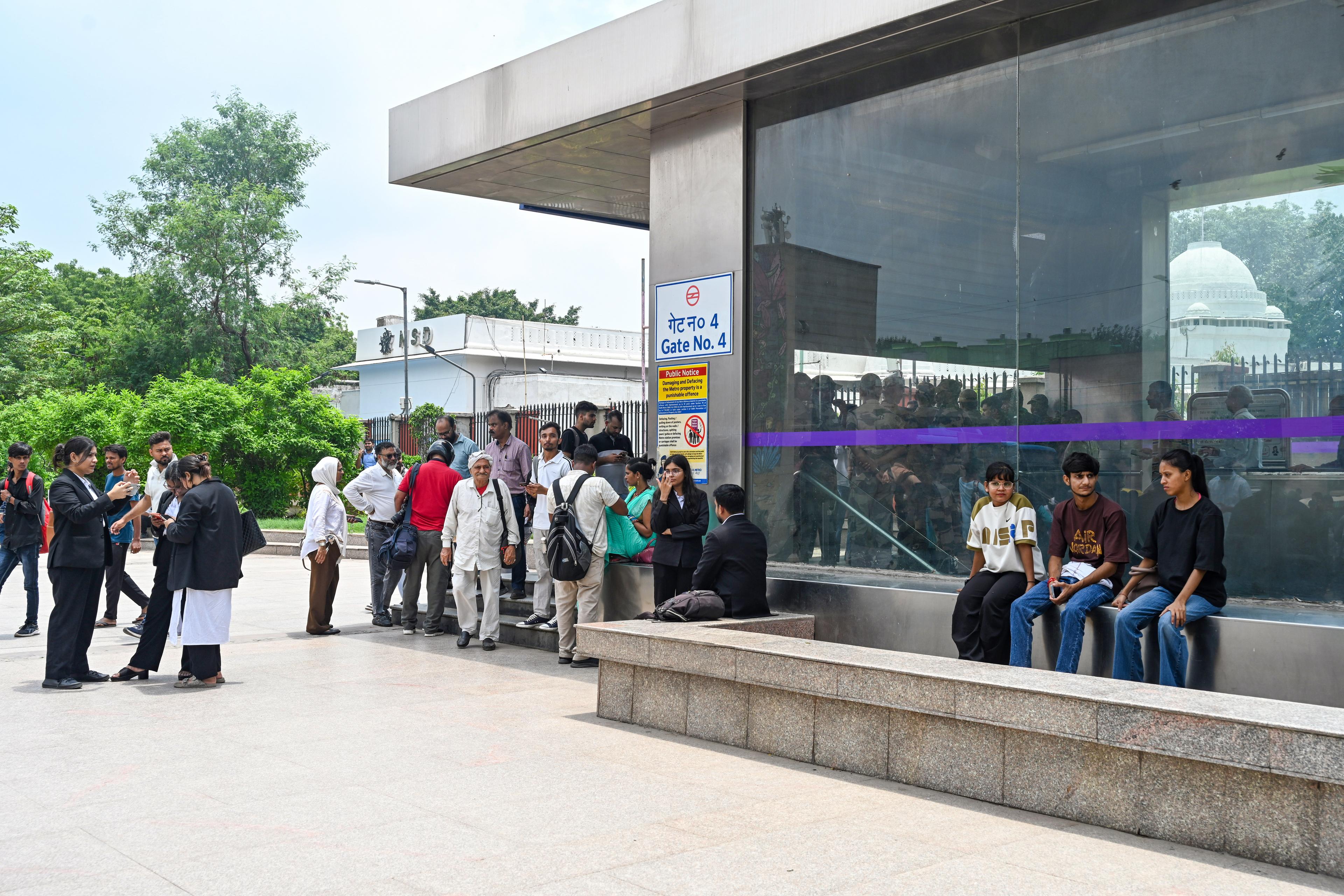 सीजेपी प्रदर्शन : डीएमआरसी ने बंद किया नई दिल्ली मेट्रो स्टेशन, इंटरचेंज सुविधा भी निलंबित