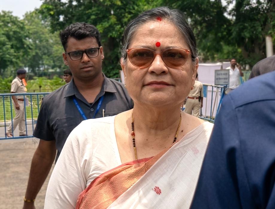 पश्चिम बंगाल के 20 सांसदों का एनसीपीआई में विलय, पार्टी ने जारी की आधिकारिक लिस्ट
