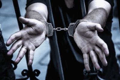 बिहार: बीडीओ 20 हजार और राजस्व कर्मचारी 35 हजार की रिश्वत लेते रंगे हाथ गिरफ्तार
