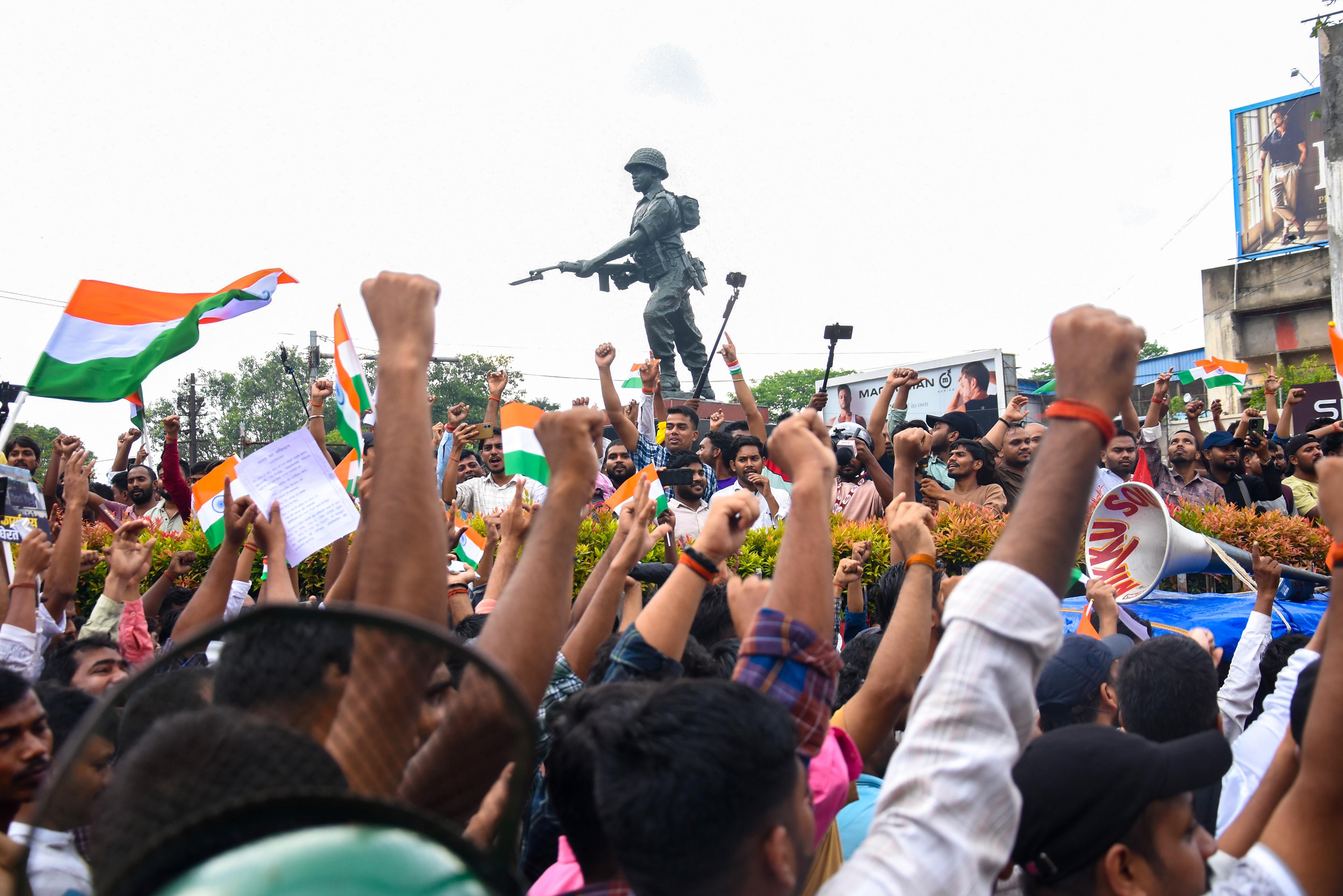जेपीएससी मामले में आज झारखंड विधानसभा घेरेंगे वामपंथी छात्र संगठन, मूल छात्र गुट ने दूरी बनाई, 10 अगस्त को करेंगे अलग प्रदर्शन