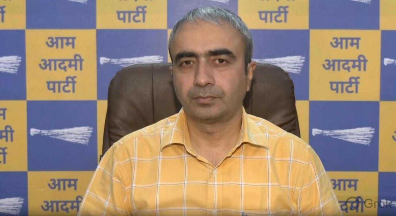 ई20 पेट्रोल पर करोड़ों लोग परेशान, पीएम मोदी का मौन दुर्भाग्यपूर्ण: अनुराग ढांडा