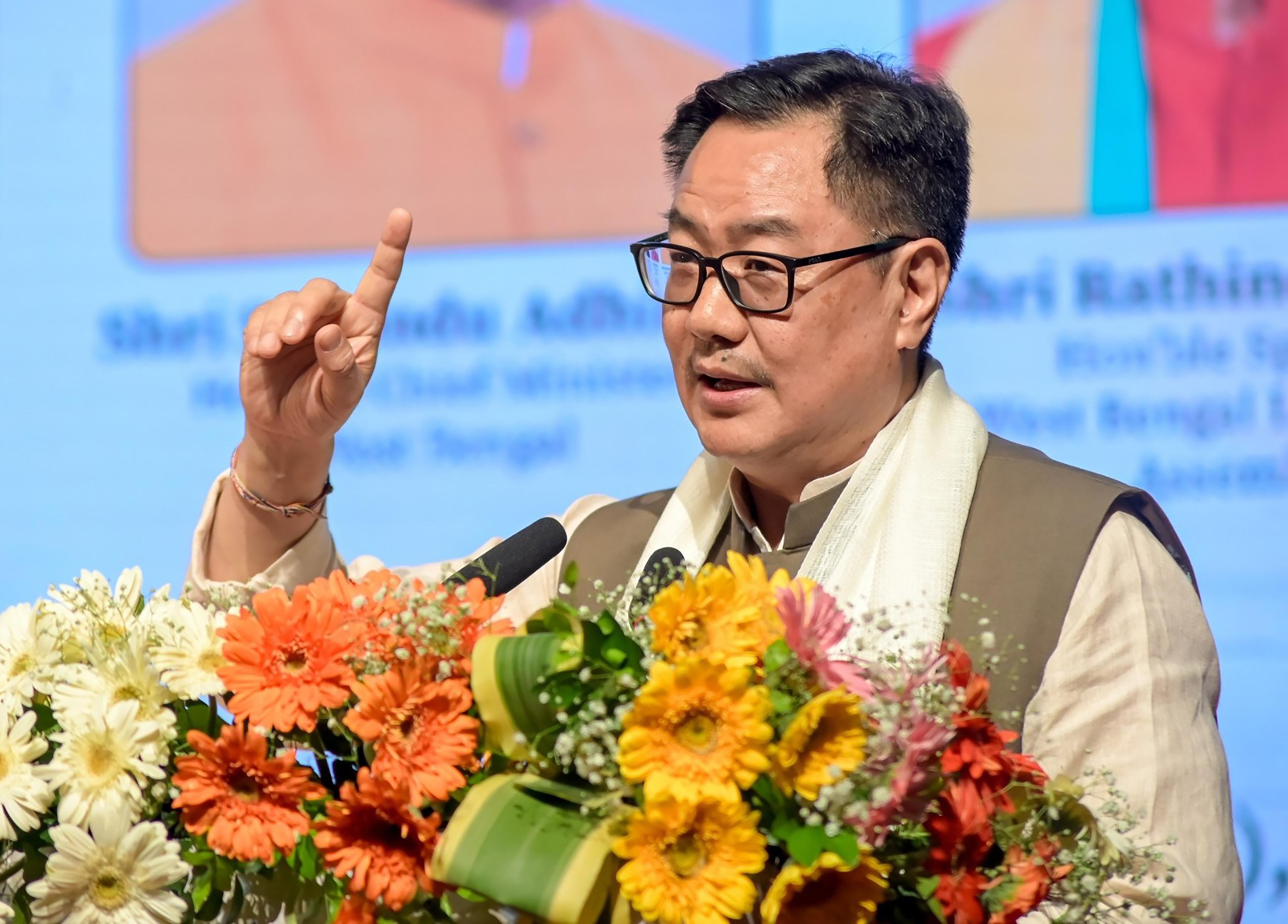 संसद के मानसून सत्र से पहले किरेन रिजिजू ने एनसीपीआई के फ्लोर लीडर को बैठक के लिए बुलाया