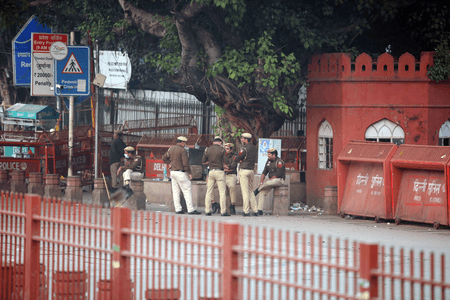 दिल्ली कार ब्लास्ट केस: घटनास्थल से मिले 9 मिमी कैलिबर के तीन कारतूस, जांच जारी