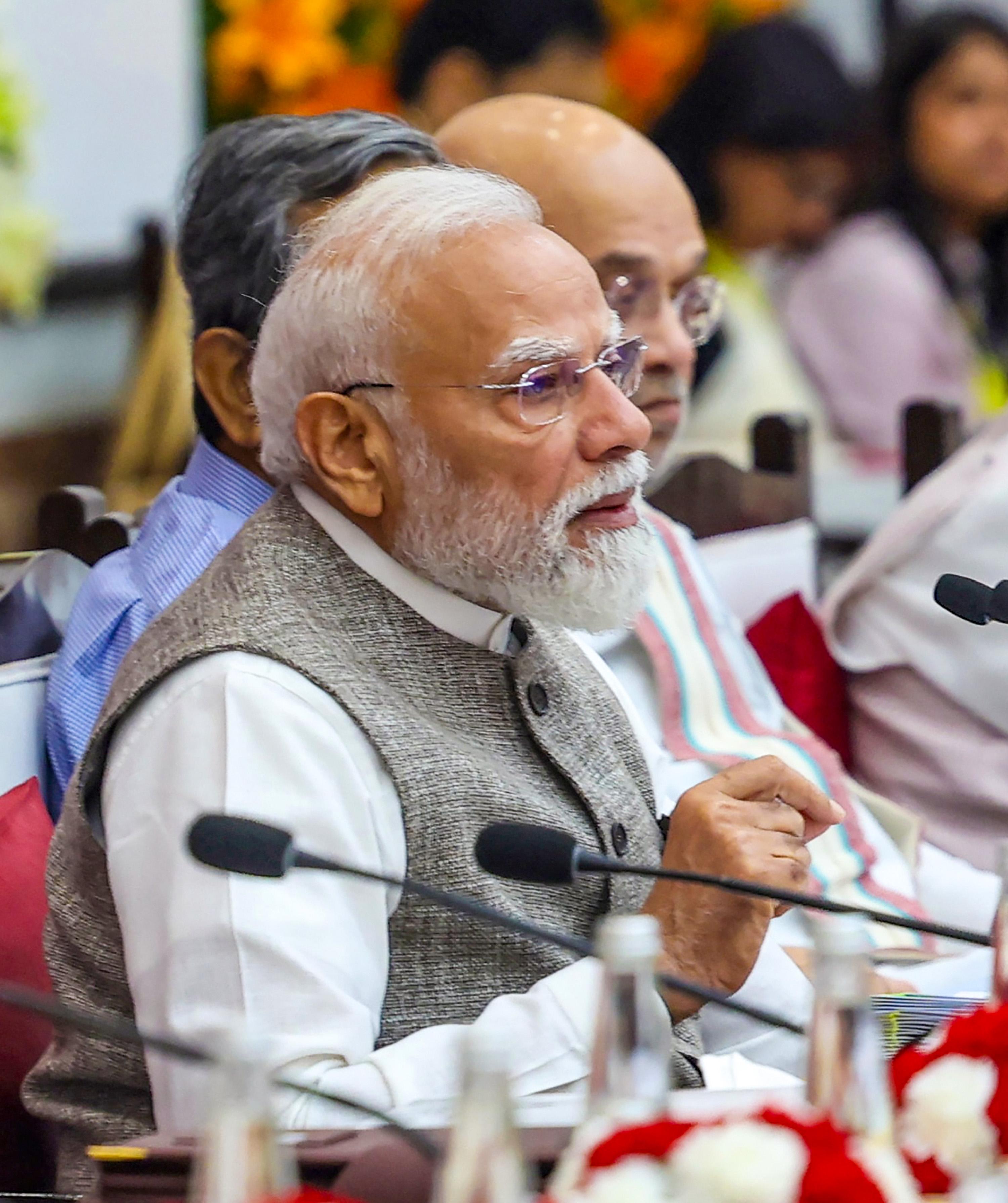 भारत के 70 करोड़ युवा देश की संपत्ति, जनसांख्यिकीय लाभांश को विकास लाभांश में बदलना जरूरी: पीएम मोदी