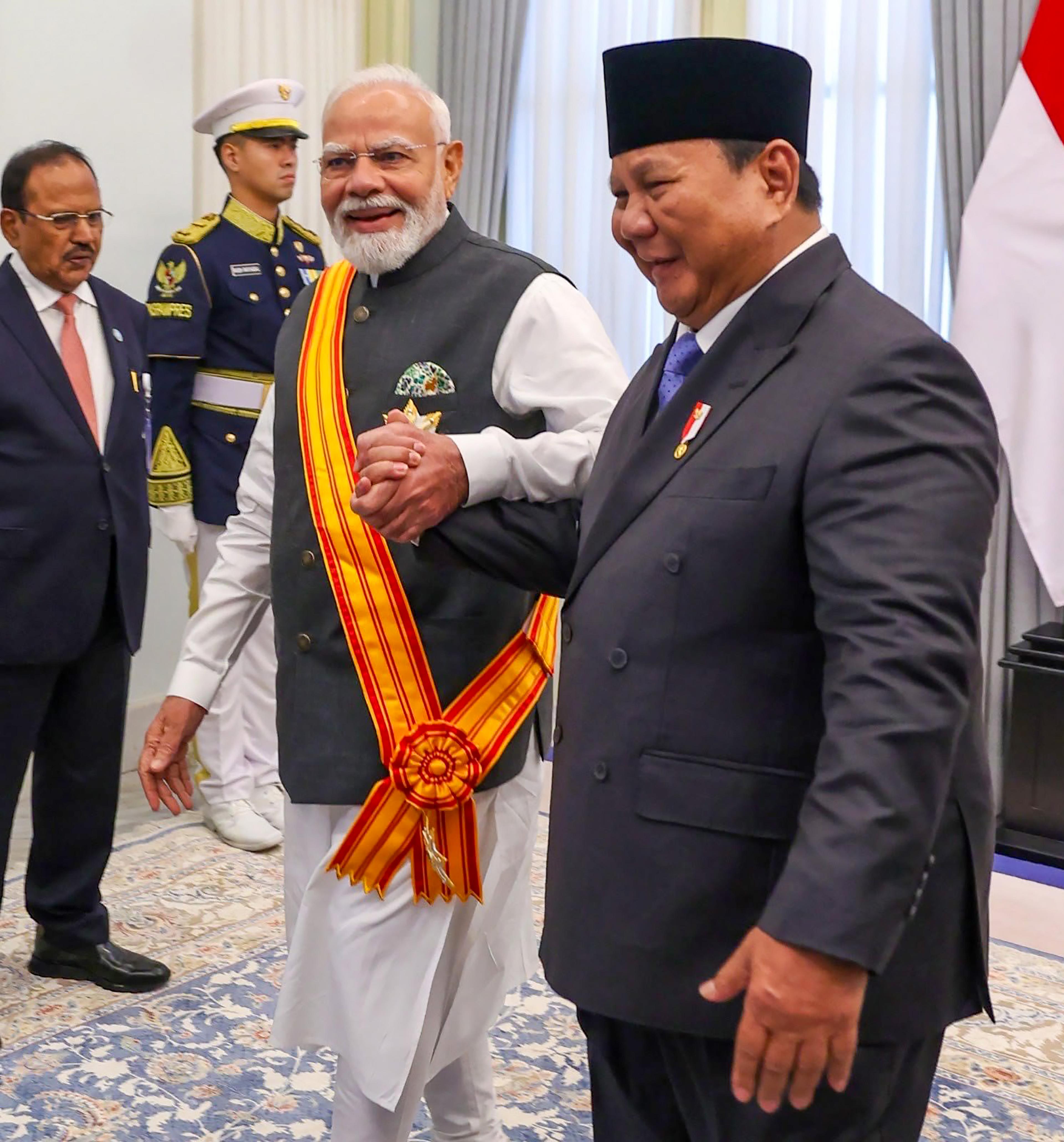 'ऐतिहासिक, गहरे संबंधों को समर्पित': पीएम मोदी ने सर्वोच्च सम्मान के लिए इंडोनेशियाई सरकार को दिया धन्यवाद
