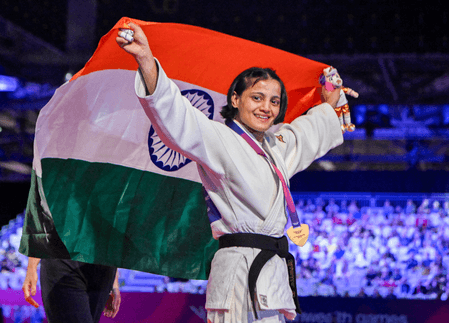 अस्मिता और हर्ष के ऐतिहासिक स्वर्ण पदक जीतने पर उपराष्ट्रपति राधाकृष्णन और पीएम मोदी ने दी बधाई