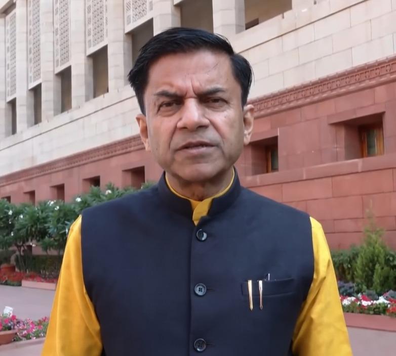 भाजपा सांसदों ने पब्लिक एग्जामिनेशन संशोधन बिल को बताया छात्रों के हित में, कहा-इससे छात्रों को होगा काफी फायदा