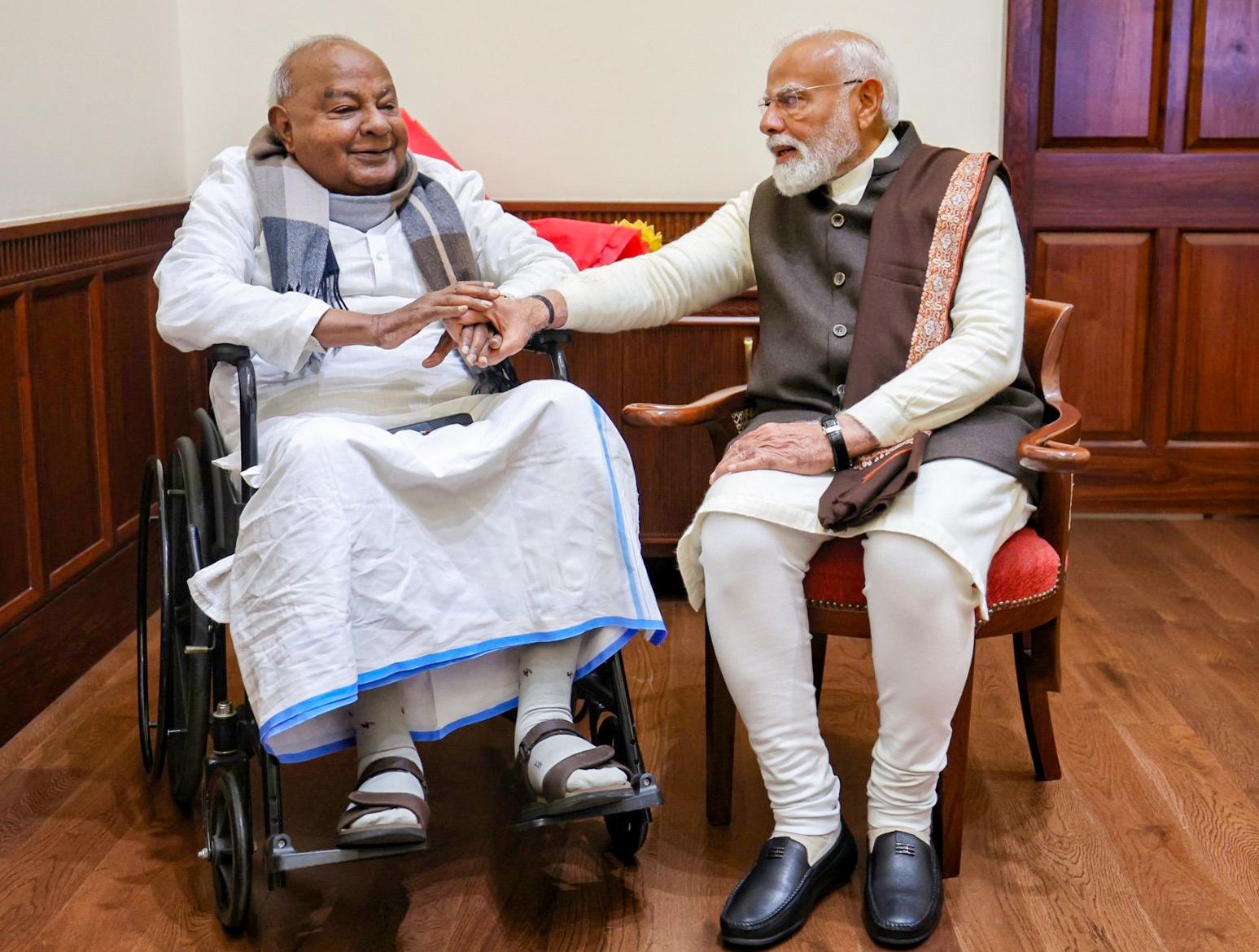 पीएम मोदी ने पूर्व प्रधानमंत्री देवेगौड़ा से की बात, चेन्नम्मा के निधन पर शोक जताया